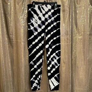 PINK Victorias Secret Black White Tie Dye Seamless Leggings Med NWOT